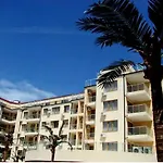 アパートホテル Rio Grande Hotel サニービーチ